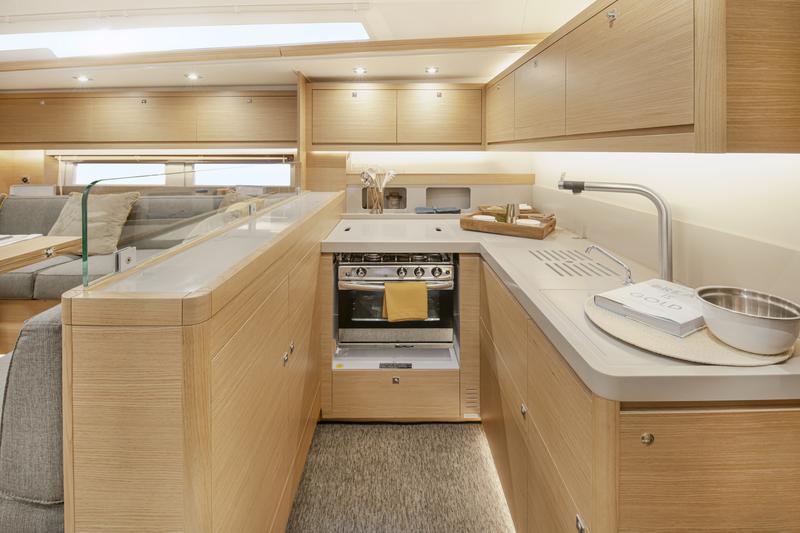 Book yachts online - sailboat - Dufour 530 - no name - rent