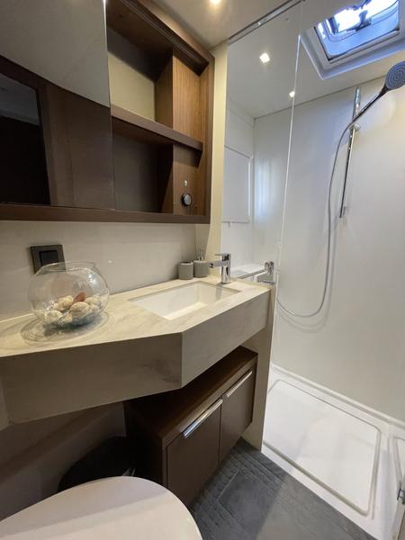 Book yachts online - catamaran - Lagoon 46 - Grand Blue - rent