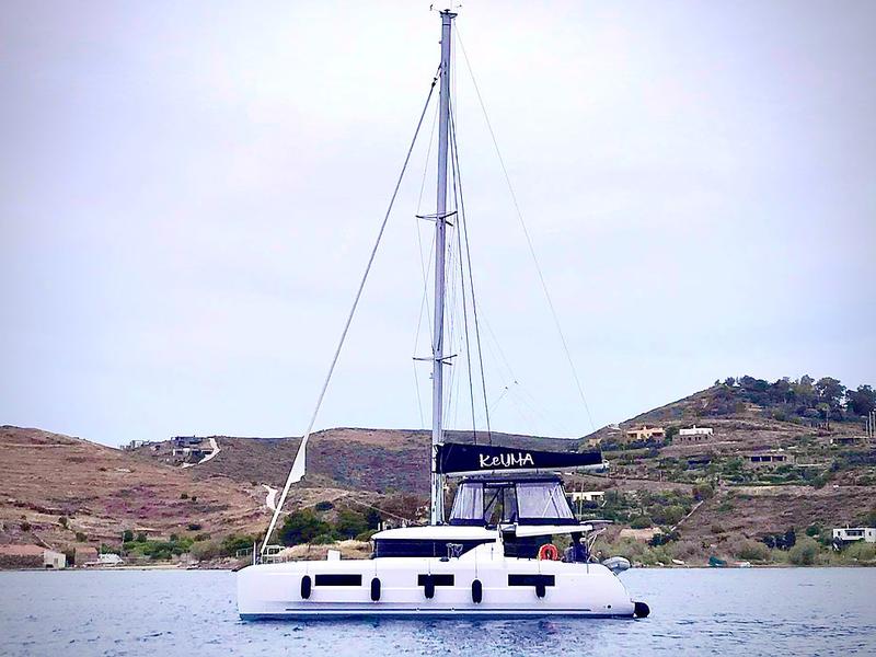 Book yachts online - catamaran - Lagoon 46 - KeYMA - rent