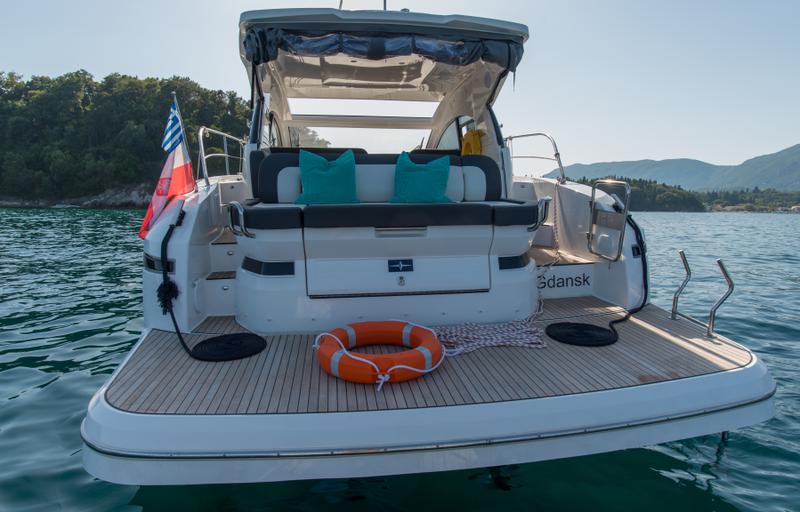 Book yachts online - motorboat - Bavaria SR41 - Sandy I  - rent