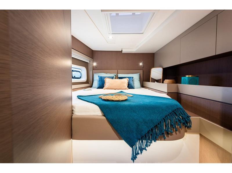 Book yachts online - catamaran - Bali 4.6 - Grampus - rent