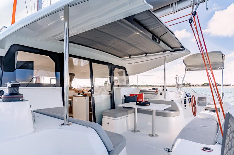 Book yachts online - catamaran - Excess 11 - Saona - rent