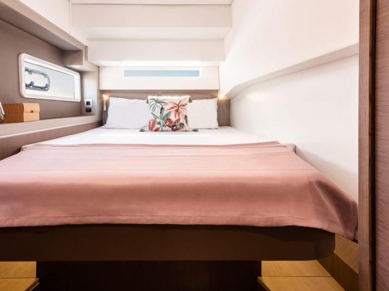 Book yachts online - catamaran - Bali 4.2 - no name - rent