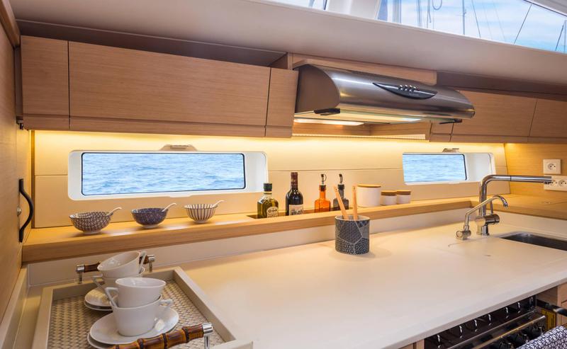 Book yachts online - sailboat - Jeanneau 54 - no name 2 - BLUE HULL, AC+GEN., UNDERWATER LIGHTS - rent