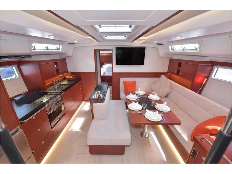 Book yachts online - sailboat - Hanse 505 - Nala - rent