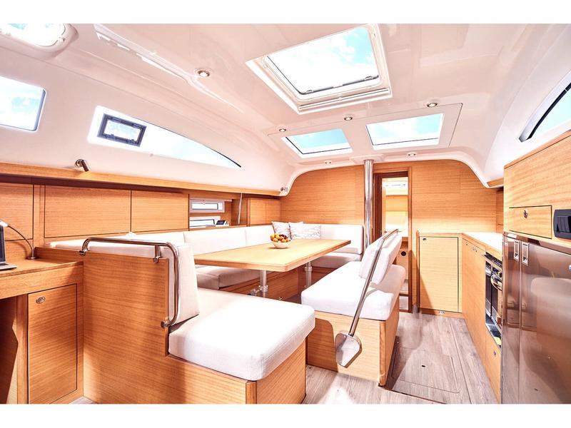 Book yachts online - sailboat - Elan 45.1 Impression - Jackpot - rent