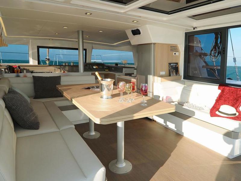 Book yachts online - catamaran - Bali 4.1/4WC - PRES- BB4-20-G - rent