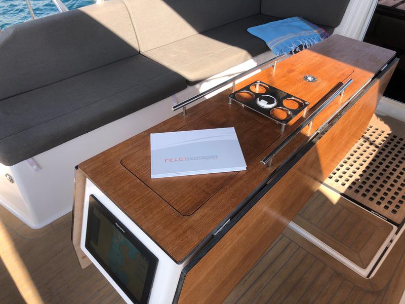Book yachts online - sailboat - Dufour 530 Owner's version - Gringott - rent