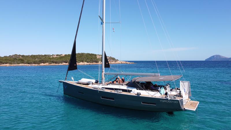 Book yachts online - sailboat - Dufour 56 Exclusive 2021 - Silente - rent