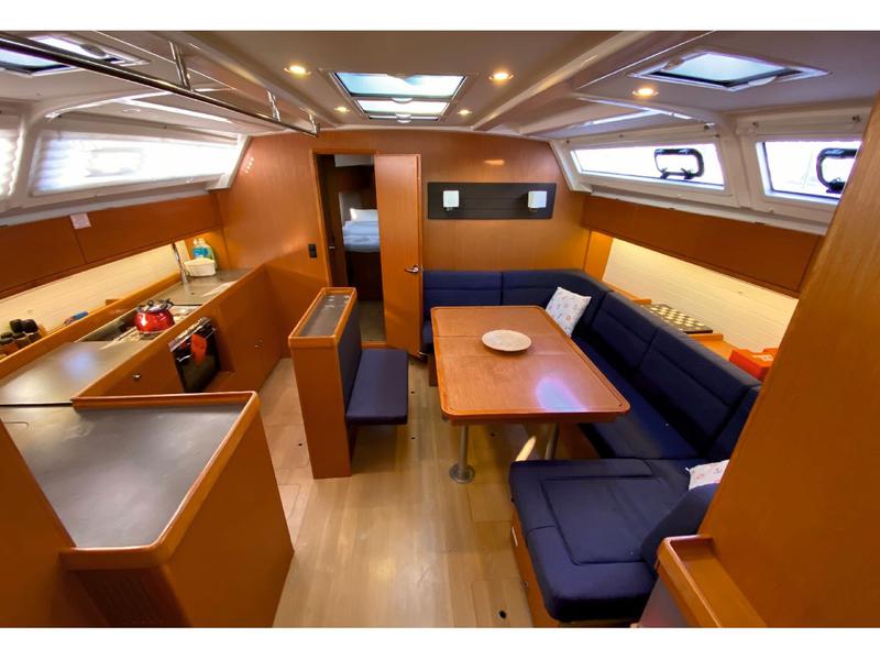 Book yachts online - sailboat - Bavaria 46 Cruiser - Moa - rent