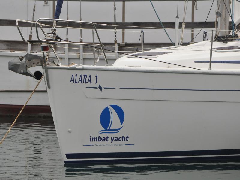 Book yachts online - sailboat - Bavaria 37 Cruiser - Alara 1 - rent