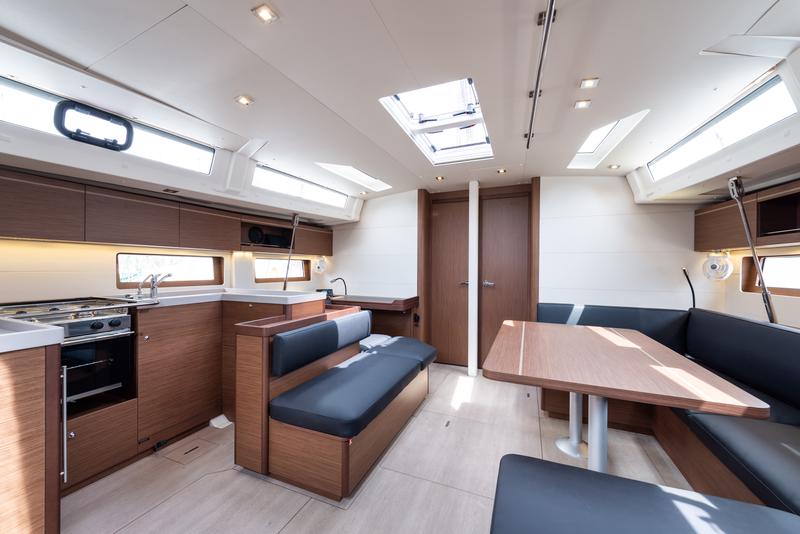 Book yachts online - sailboat - Oceanis 51.1 - Atman  - A/C &amp; Generator - rent