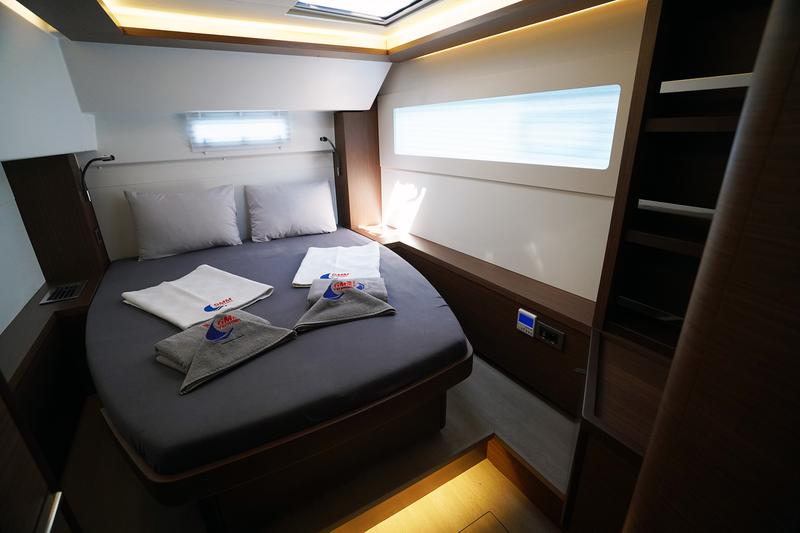 Book yachts online - catamaran - Lagoon 46 - Sweet Dream - rent