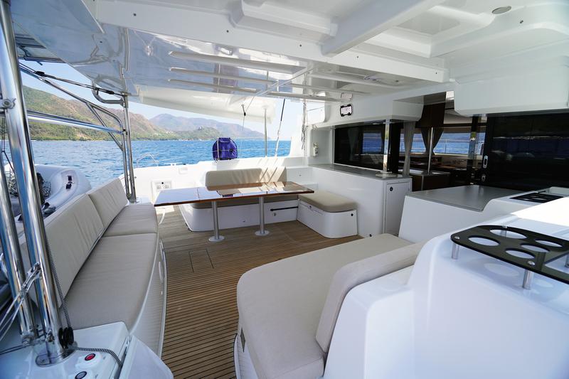 Book yachts online - catamaran - Lagoon 46 - Sweet Dream - rent