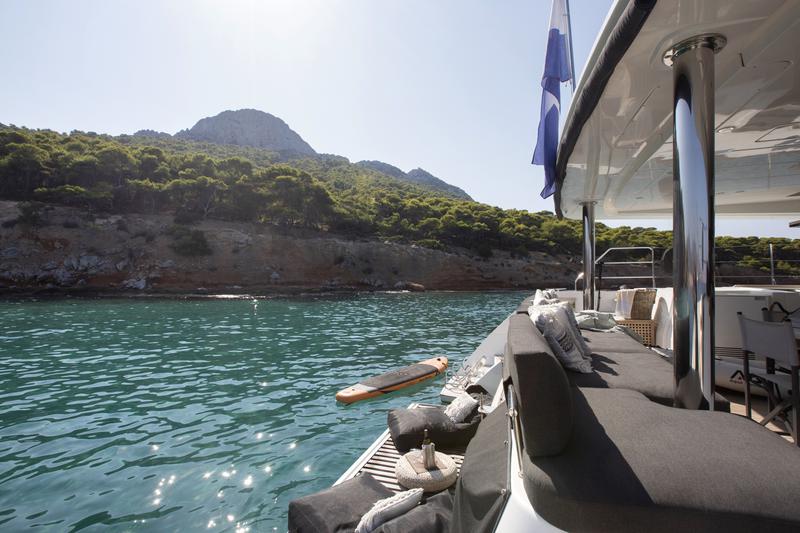 Book yachts online - catamaran - Lagoon 560 S2 - BOOM - rent
