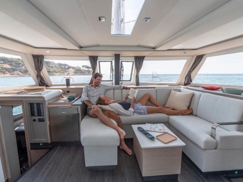 Book yachts online - catamaran - Isla 40 - Blue Orion - rent