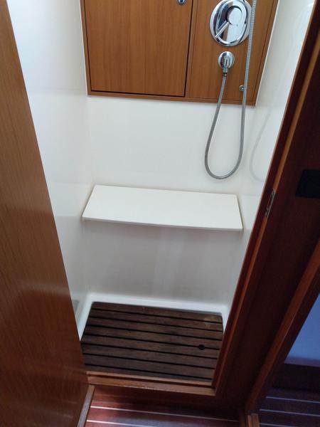 Book yachts online - sailboat - Bavaria 45 Cruiser - Esperos - rent