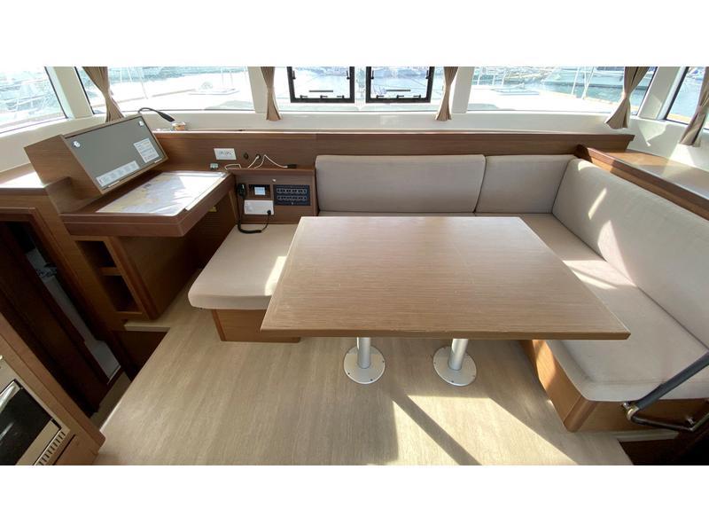 Book yachts online - catamaran - Lagoon 40 - Sunrise - rent