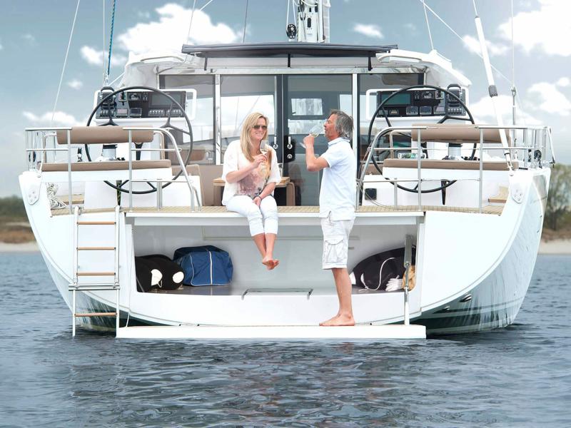 Book yachts online - sailboat - Moody 54 - Adventuro - rent
