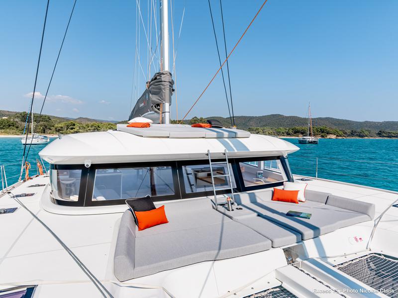 Book yachts online - catamaran - Excess 15 - White Lotus - rent