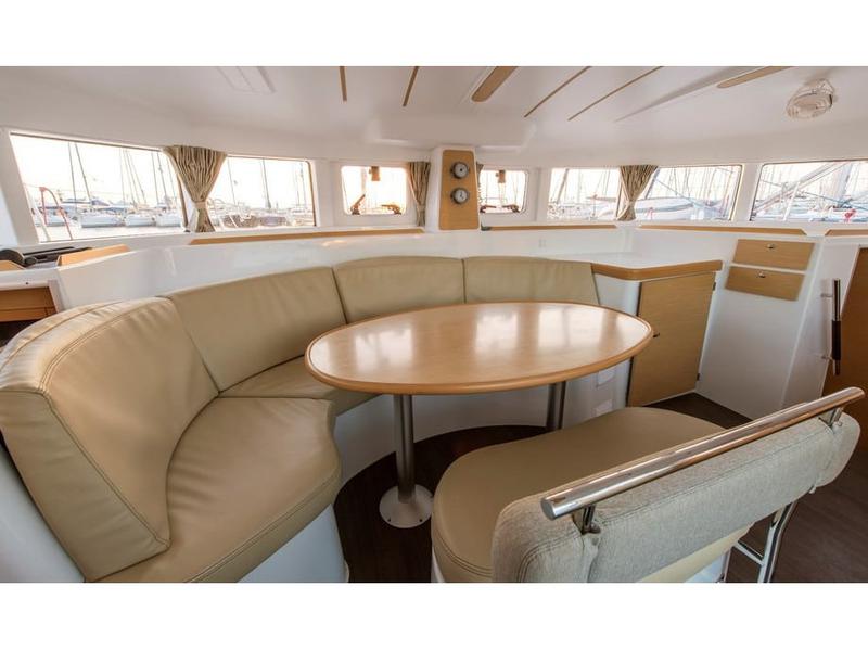 Book yachts online - catamaran - Lagoon 380 S2 - LAGOON 380 (2014) - ATH - rent