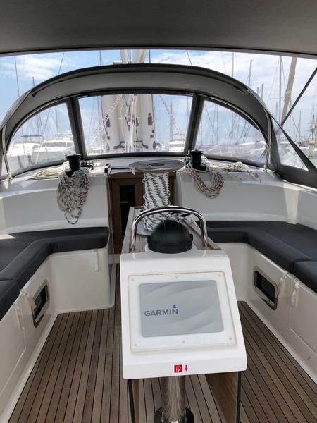 Book yachts online - sailboat - Bavaria 51 Cruiser - BAVARIA 51 CRUISER (2018) - LFK - rent
