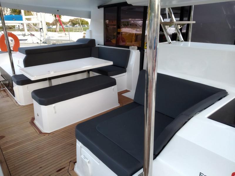 Book yachts online - catamaran - Astréa 42 - ASTREA 42 (2020) - ATH - rent
