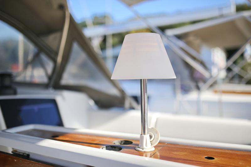 Book yachts online - sailboat - Dufour 382 - Wanderlust - rent