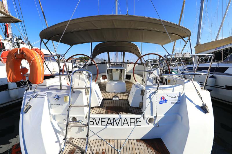 Book yachts online - sailboat - Dufour 382 - Sunset - rent