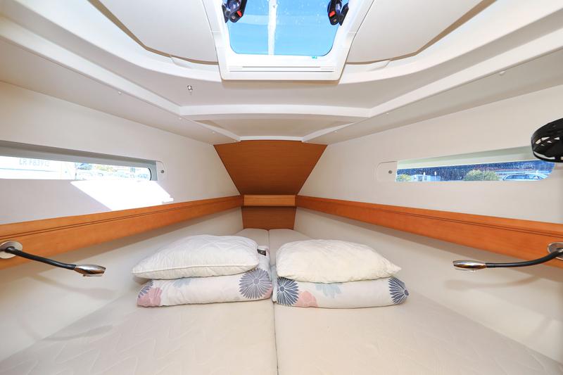Book yachts online - sailboat - Sun Odyssey 449 - Canne Bleue - rent
