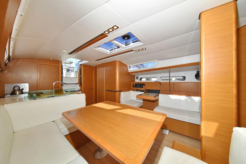 Book yachts online - sailboat - Sun Odyssey 449 - Canne Bleue - rent