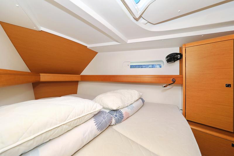 Book yachts online - sailboat - Sun Odyssey 449 - Canne Bleue - rent