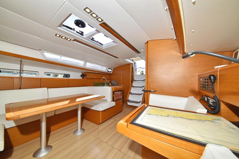 Book yachts online - sailboat - Sun Odyssey 449 - Canne Bleue - rent