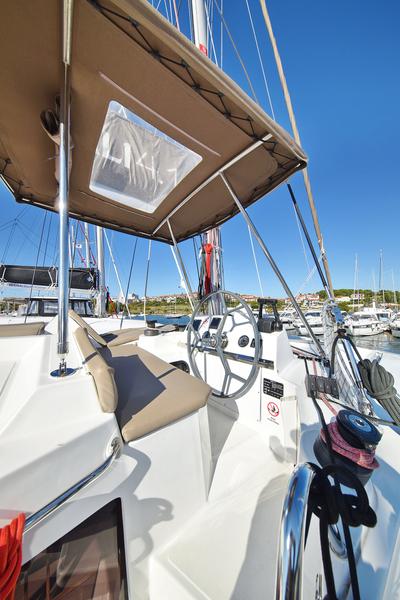 Book yachts online - catamaran - Bali 4.1 - Alinator III - rent