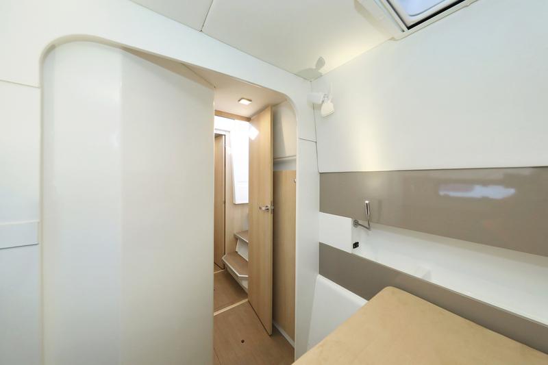 Book yachts online - catamaran - Bali 4.1 - Alinator III - rent