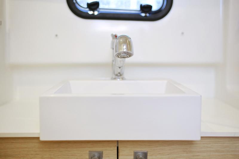 Book yachts online - catamaran - Bali 4.1 - Alinator III - rent