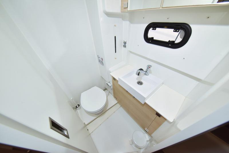 Book yachts online - catamaran - Bali 4.1 - Alinator III - rent