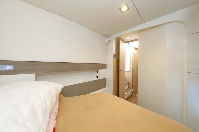 Book yachts online - catamaran - Bali 4.1 - Alinator III - rent