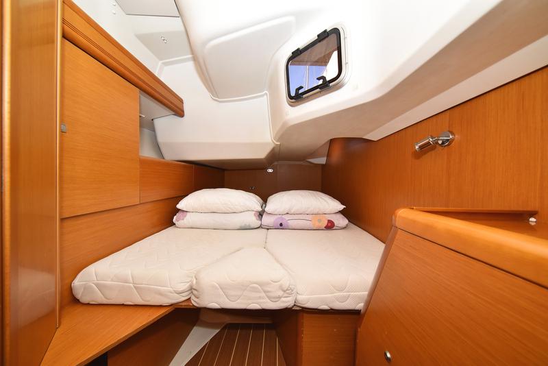 Book yachts online - sailboat - Sun Odyssey 44 i - Sveamare - rent