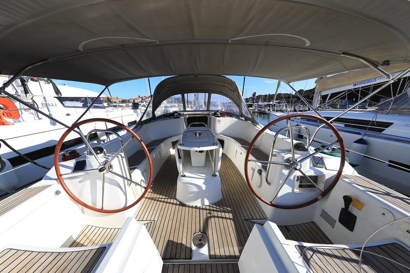 Book yachts online - sailboat - Sun Odyssey 44 i - Sveamare - rent