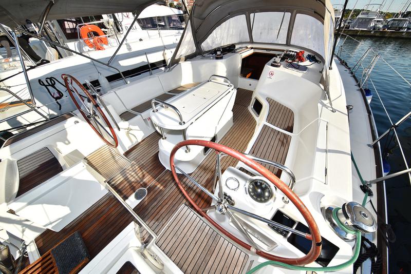 Book yachts online - sailboat - Sun Odyssey 44 i - Sveamare - rent