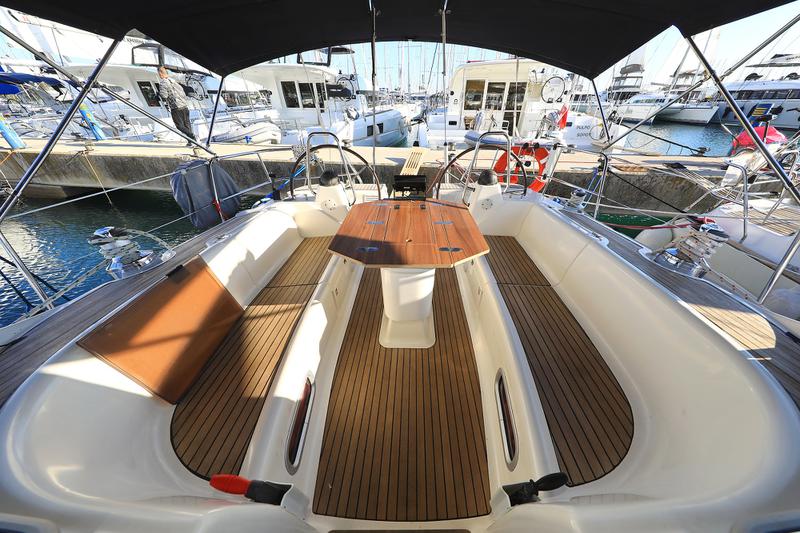 Book yachts online - sailboat - Bavaria 50 - MUSKAT - rent