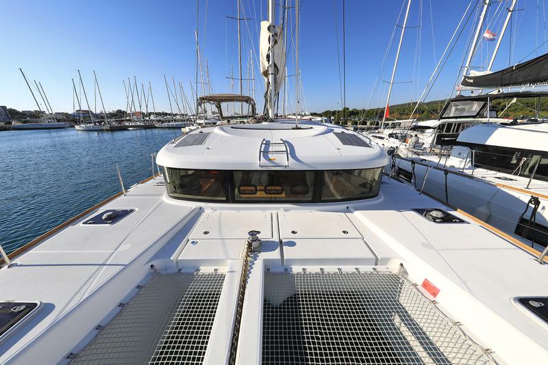 Book yachts online - catamaran - Lagoon 39 - PULPO - rent