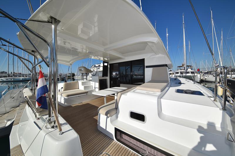Book yachts online - catamaran - Lagoon 42 - CUZAMEN - rent