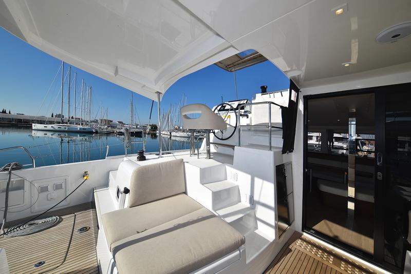 Book yachts online - catamaran - Lagoon 42 - CUZAMEN - rent