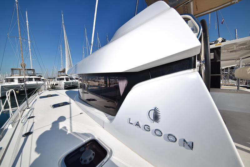 Book yachts online - catamaran - Lagoon 42 - CUZAMEN - rent