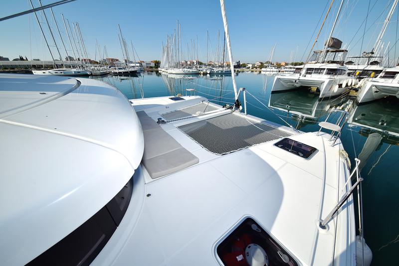 Book yachts online - catamaran - Lagoon 42 - CUZAMEN - rent
