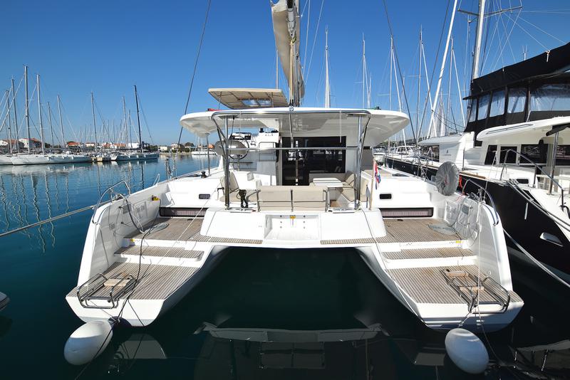 Book yachts online - catamaran - Lagoon 42 - CUZAMEN - rent