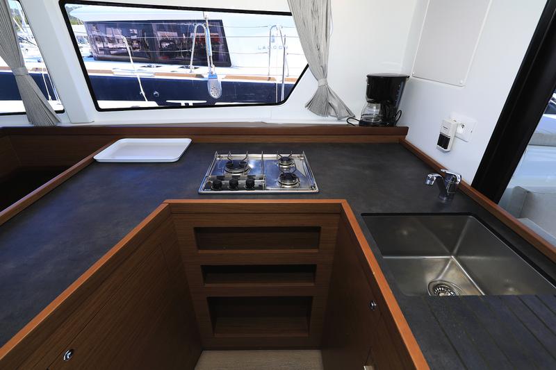 Book yachts online - catamaran - Lagoon 42 - CUZAMEN - rent