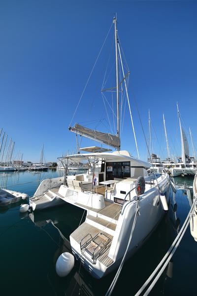 Book yachts online - catamaran - Lagoon 42 - CUZAMEN - rent